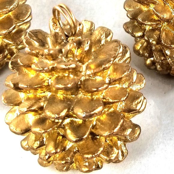 Gold Pinecone Christmas Ornaments Set of 5 Dept 56 Holiday Décor Place Card - Picture 7 of 9